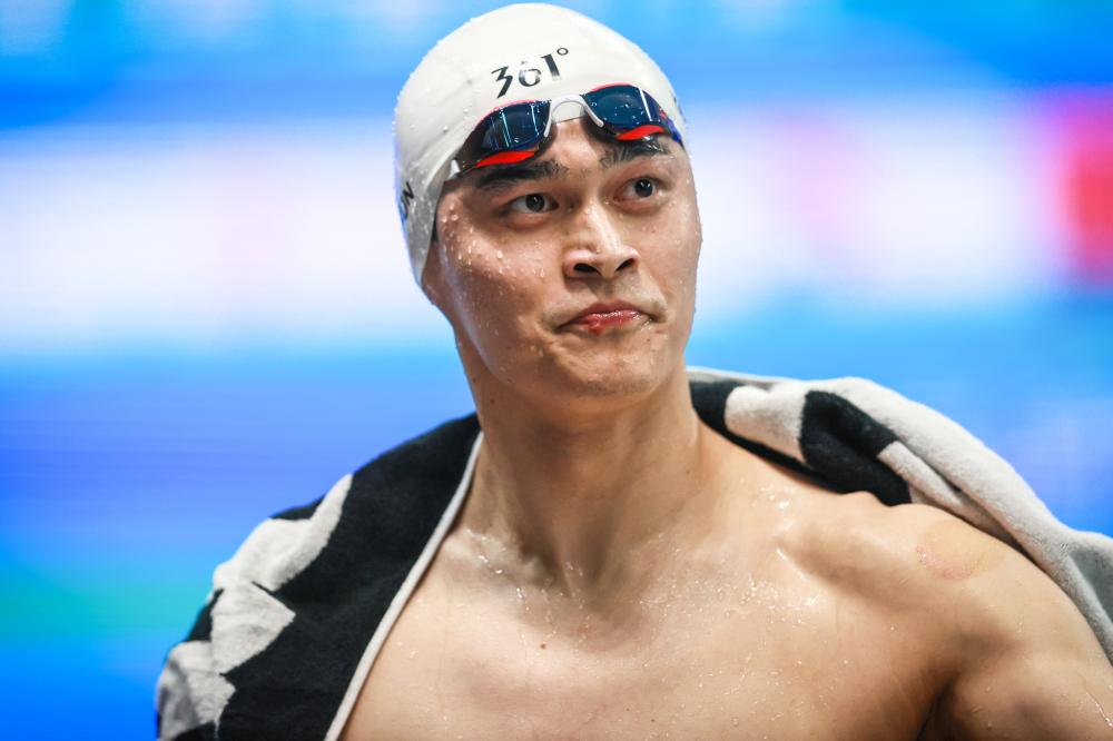 而是港足將 而是港足將